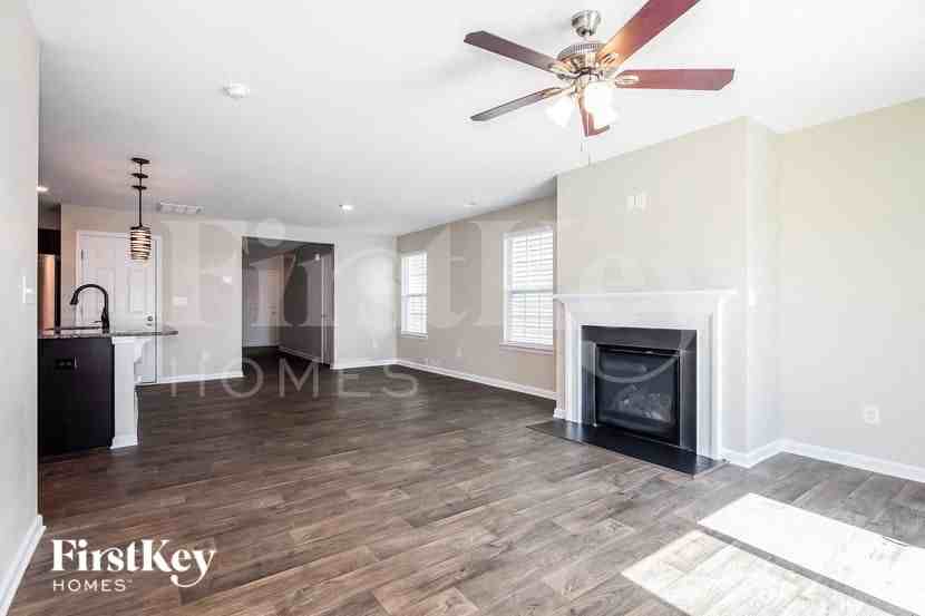 2655 Idared Dr - Photo 2 of 15