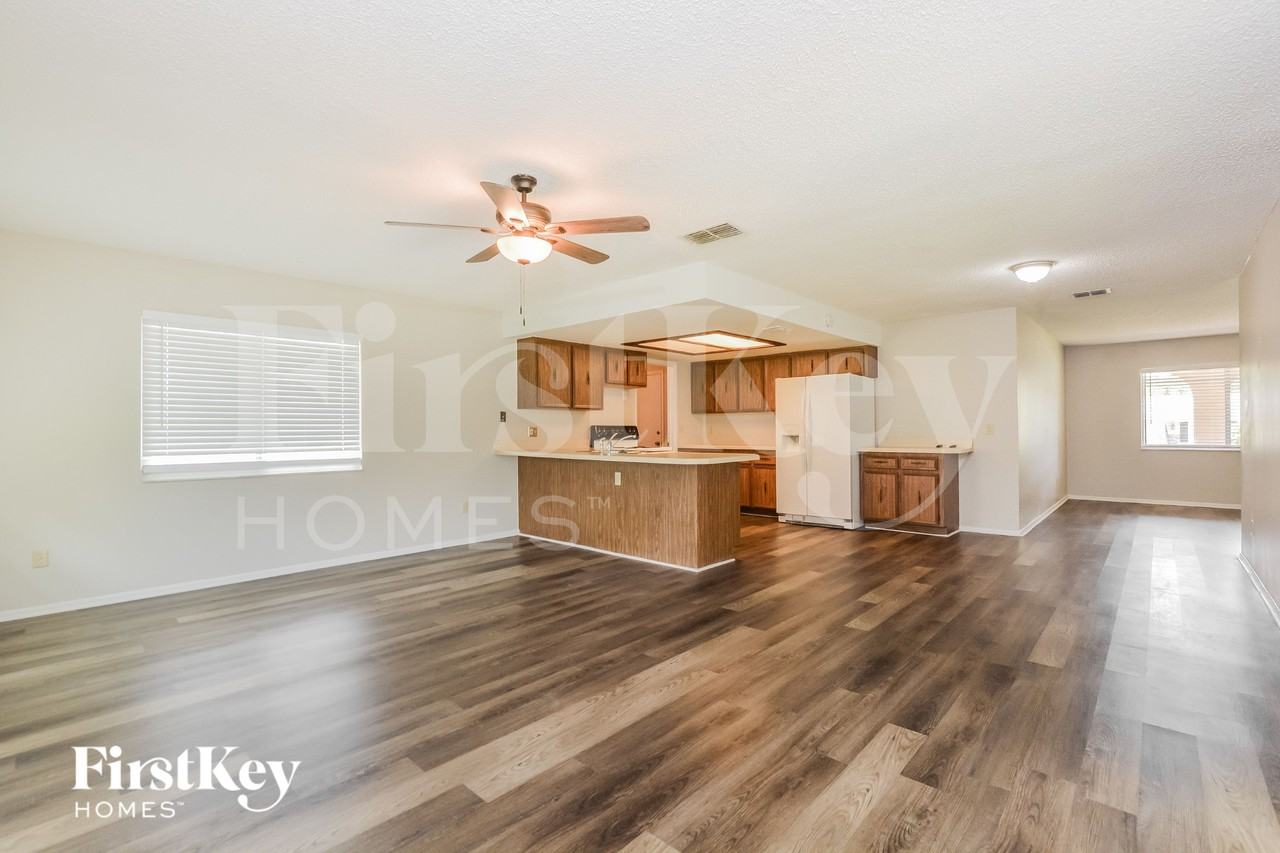 3314 Calcutta Ave - Photo 4 of 16