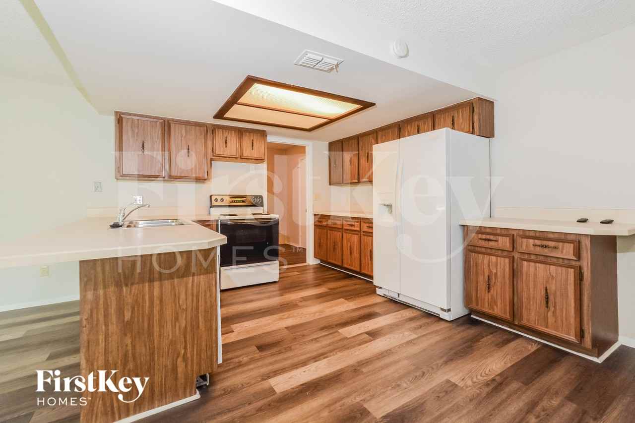 3314 Calcutta Ave - Photo 6 of 16