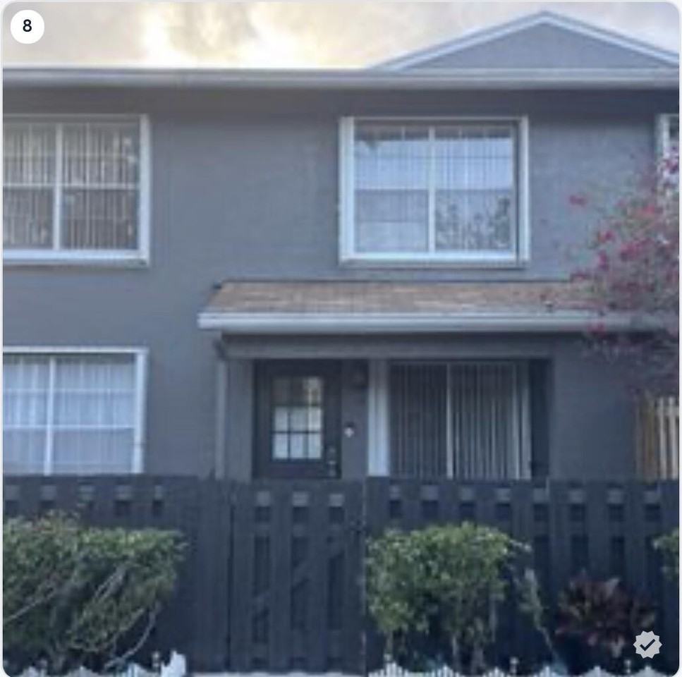 5130 Society Pl W ##H - Photo 3 of 27