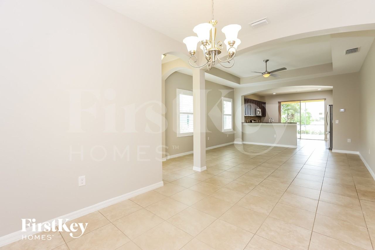 11438 Fort Lauderdale Pl - Photo 4 of 16
