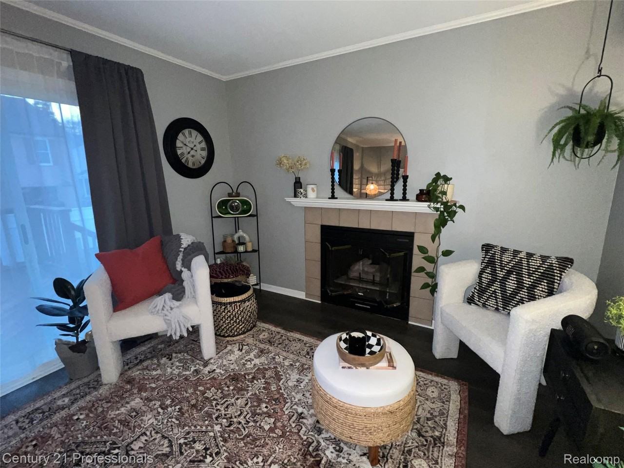 95 Walnut Blvd - Photo 4 of 15
