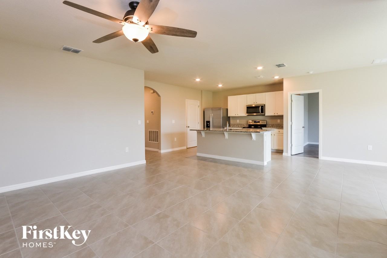 353 American Holly Ave - Photo 2 of 15