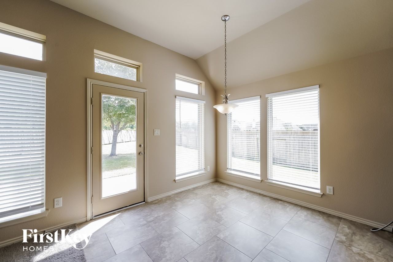 4203 Driftwood Bend Ct - Photo 6 of 15