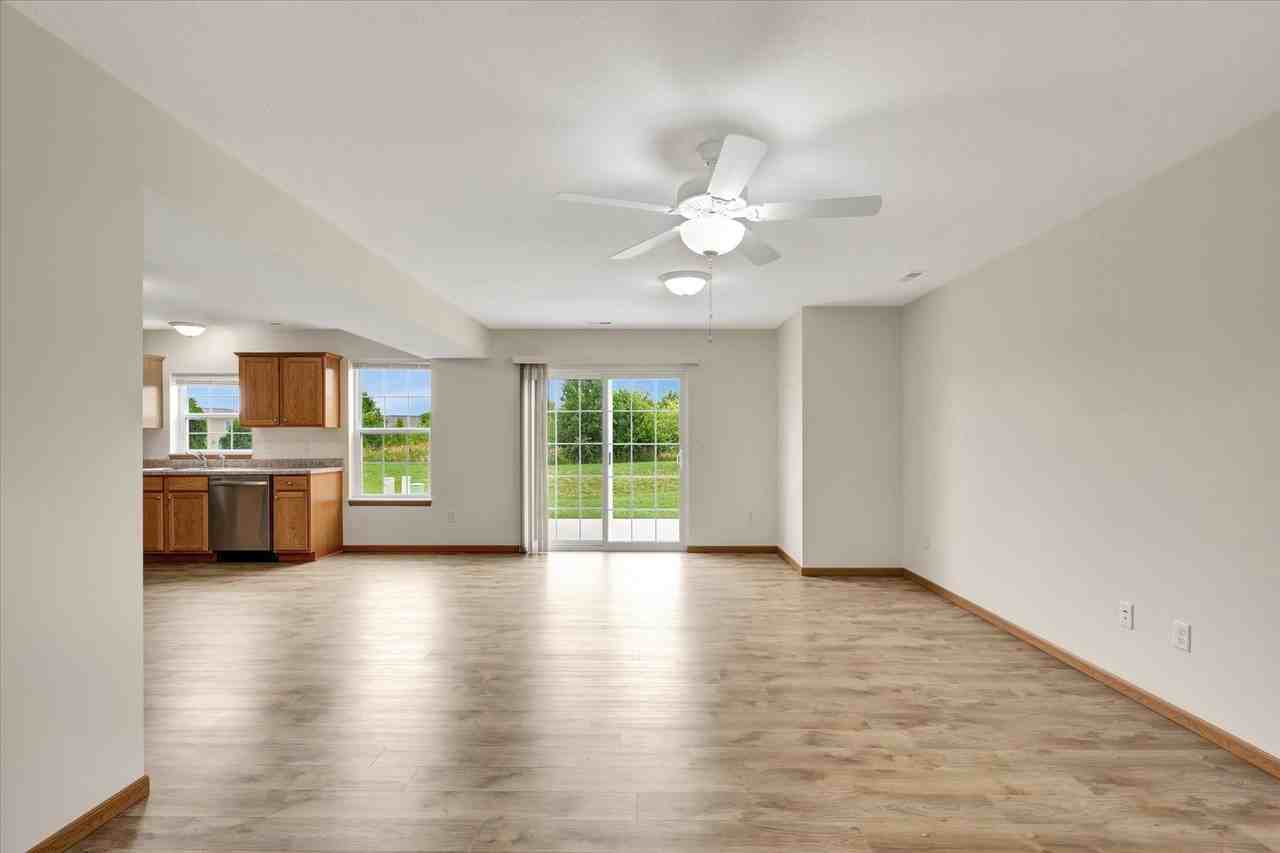 3315 Boulder Ridge Dr - Photo 2 of 8