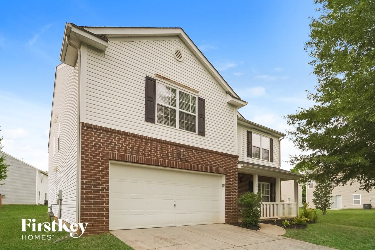 4031 Larkhaven Village Dr - Photo 3 of 15