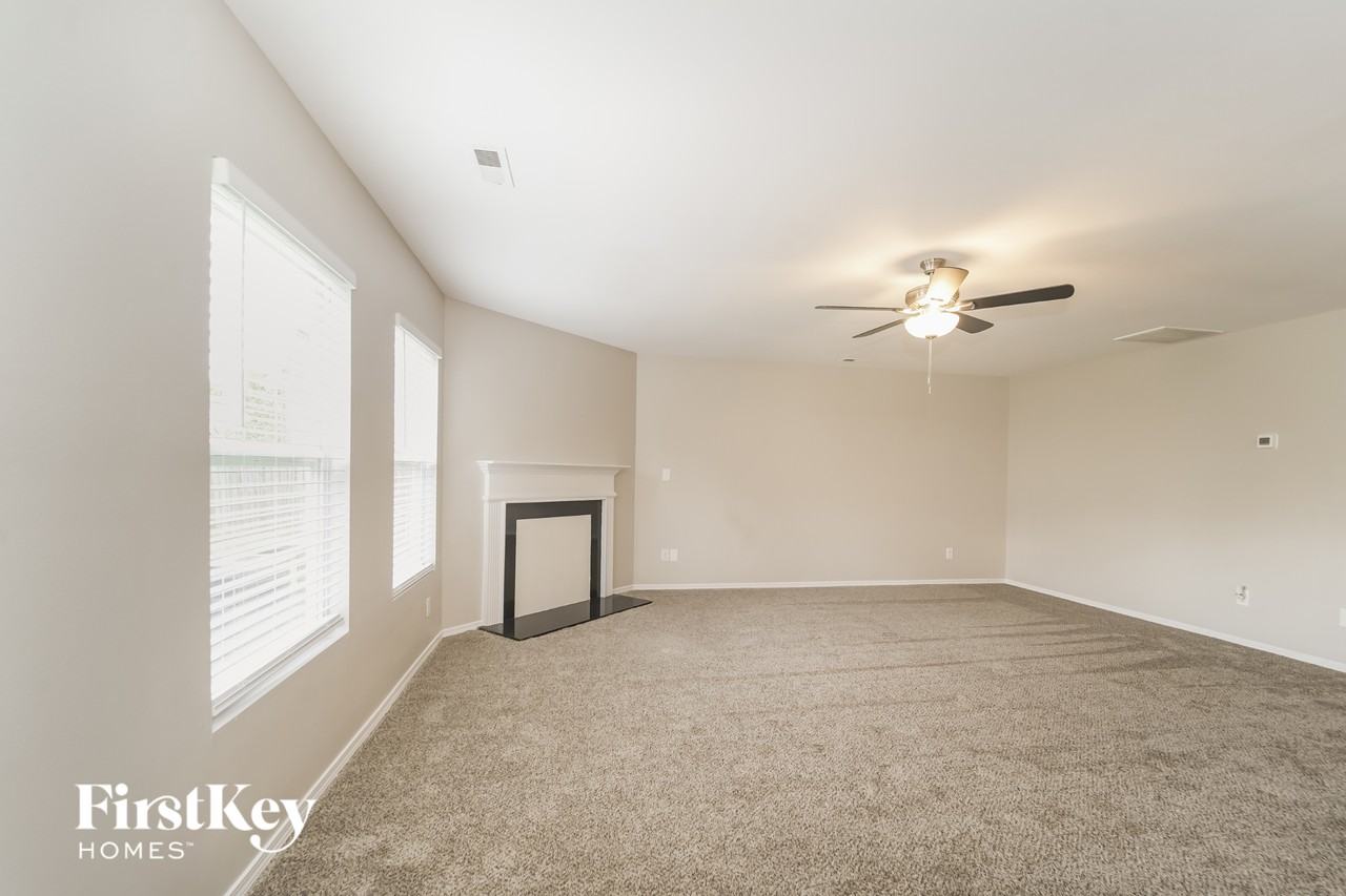 4031 Larkhaven Village Dr - Photo 5 of 15