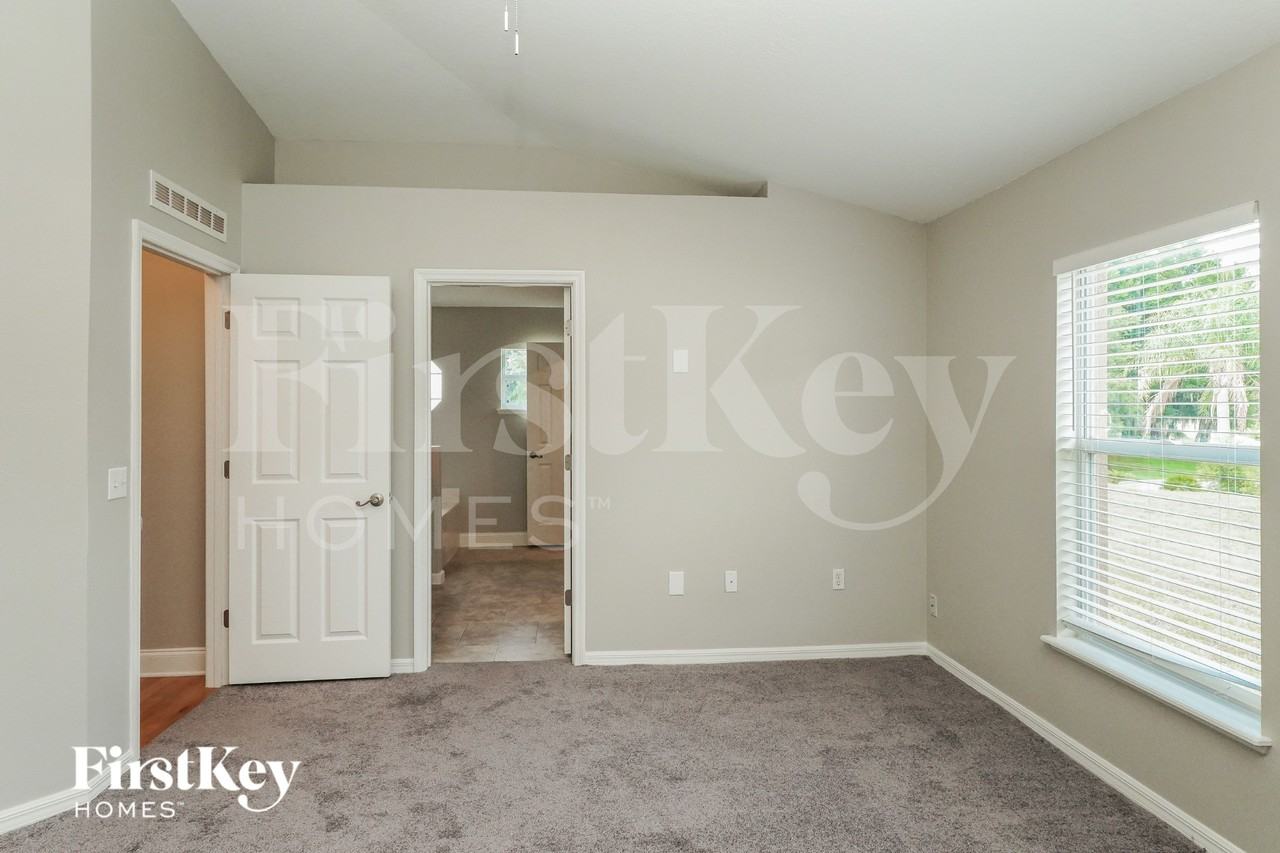 2079 Hayfield Way - Photo 6 of 16