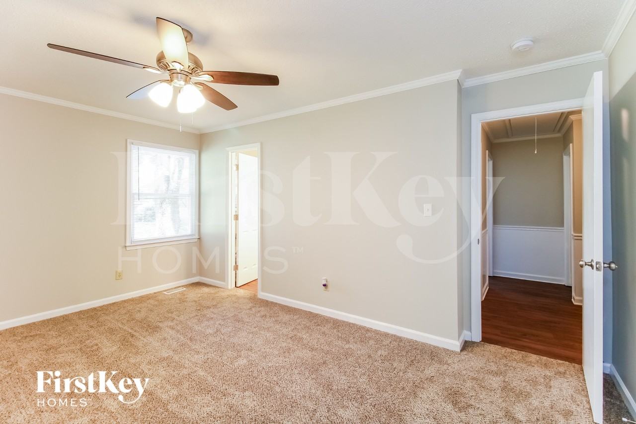 3007 Amidon Dr - Photo 7 of 15