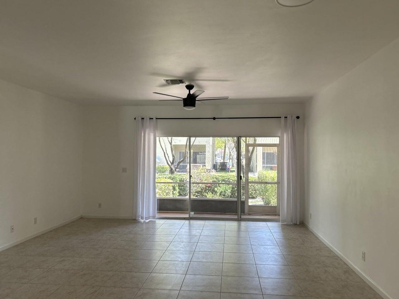 6974 Oak Bridge Ln - Photo 3 of 19