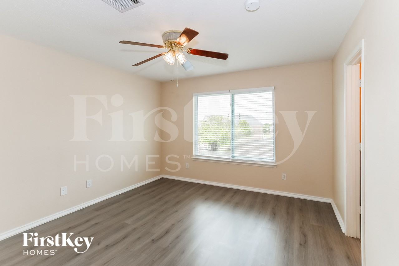 4368 Onyx Dr - Photo 7 of 15