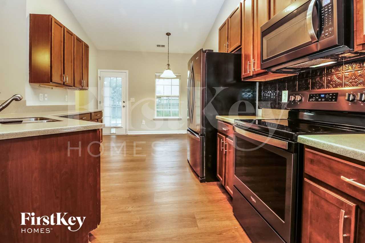 505 Crossland Dr - Photo 7 of 15