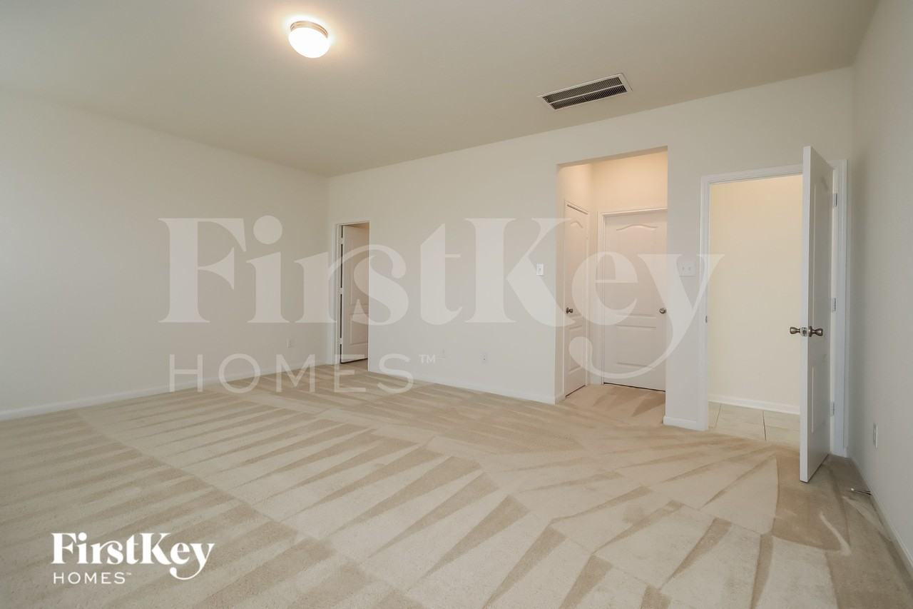 22211 Davenport Downs Ln - Photo 7 of 15