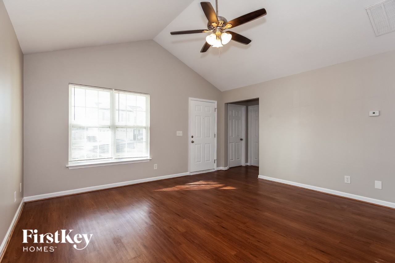 3106 Quail Oaks Dr - Photo 3 of 14