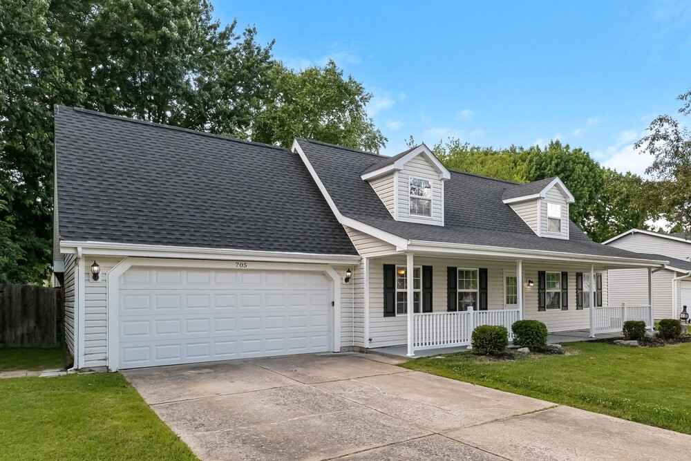 705 Aster Ln - Photo 4 of 17