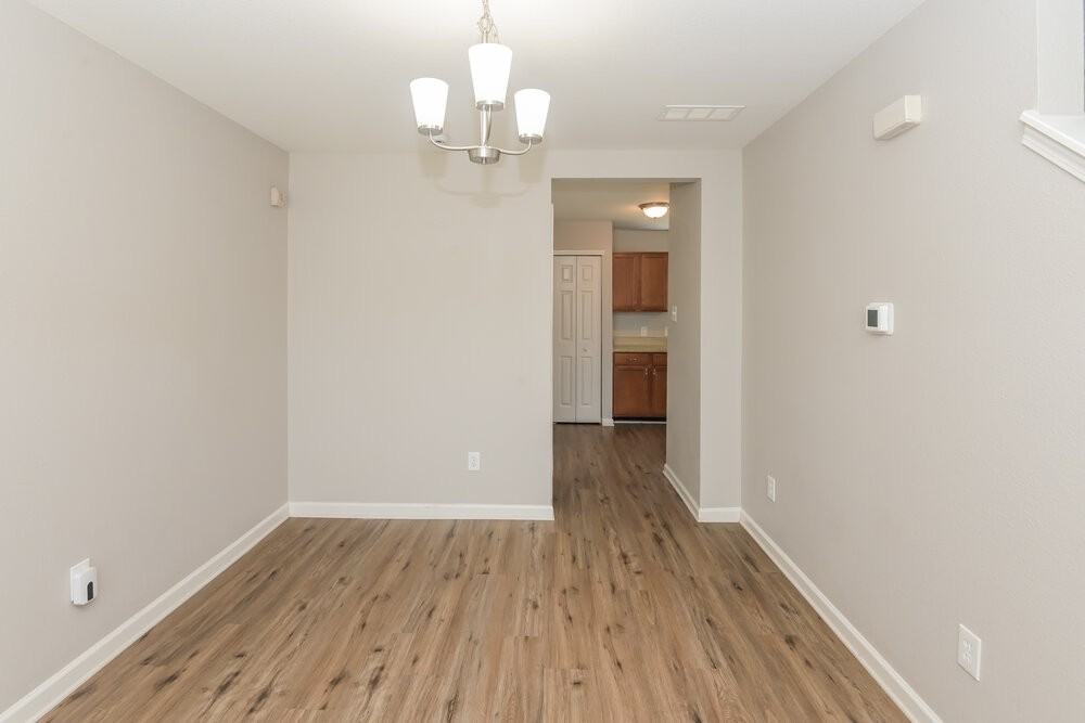 4420 Norfleet St - Photo 6 of 17
