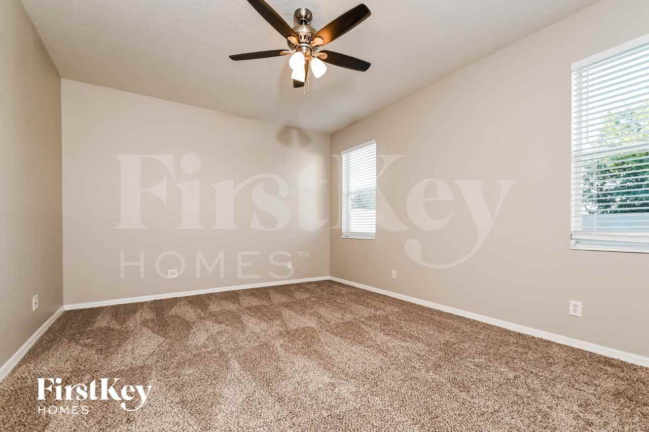 8907 Sandy Plains Dr - Photo 6 of 16