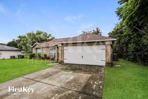 featured image of 662 Armadillo Dr