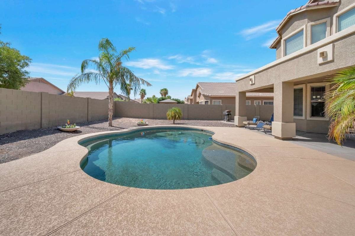 21987 N Balboa Dr - Photo 4 of 32