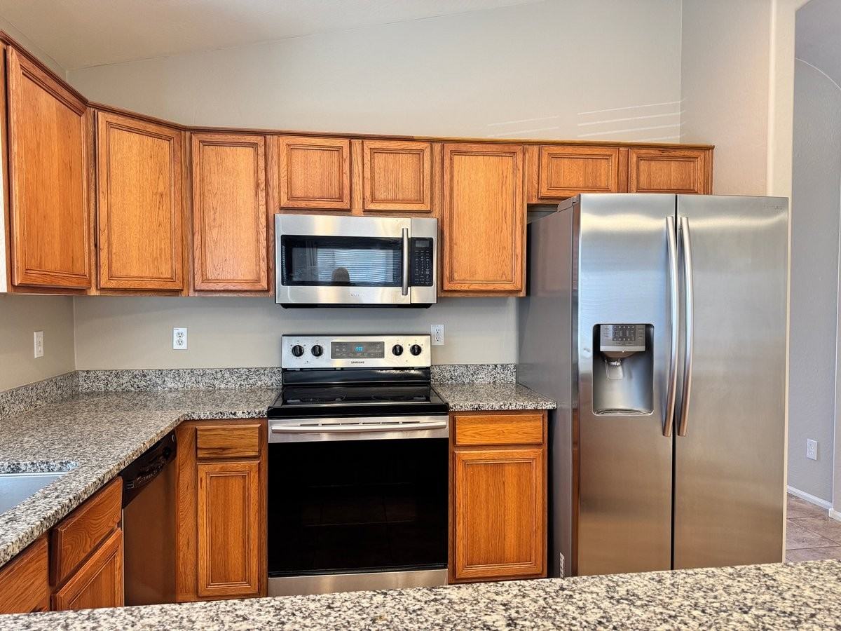 44879 W Desert Garden Rd - Photo 4 of 29