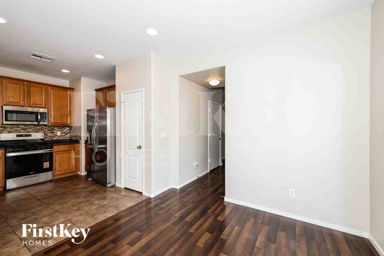 8189 Cape Ito Ct - Photo 3 of 19