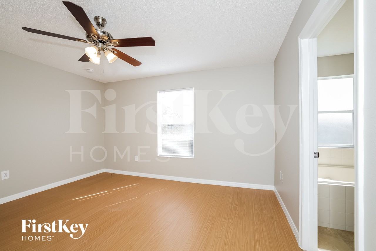 639 Linnet Ct - Photo 7 of 16
