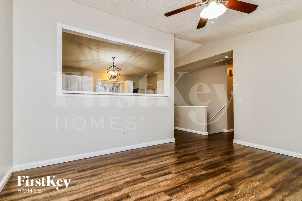 1357 Buffalo Rock Dr - Photo 4 of 15