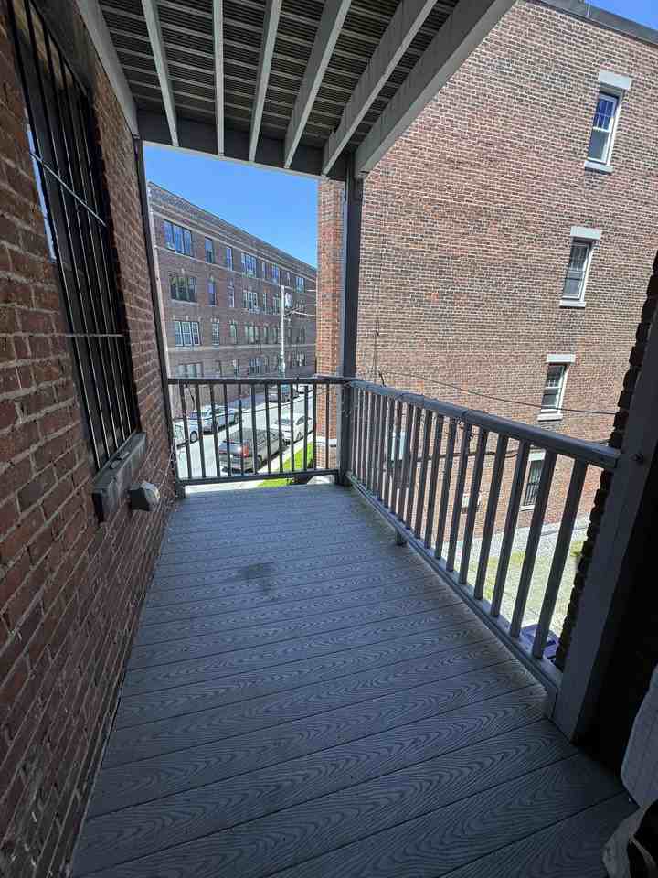 47 Orkney Rd #2 - Photo 7 of 17