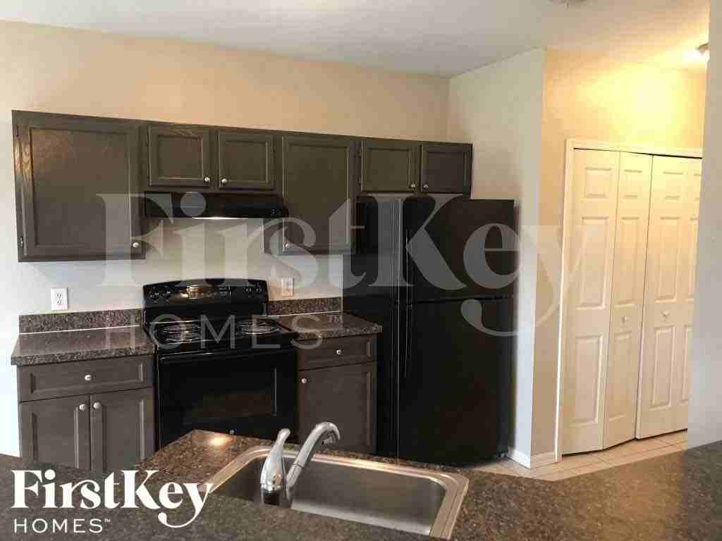 8235 Mossborger Ave - Photo 5 of 20