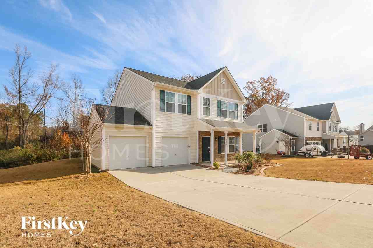 8008 April Ln - Photo 2 of 15