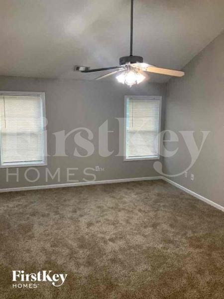 50 Oakbrook Ln - Photo 6 of 11