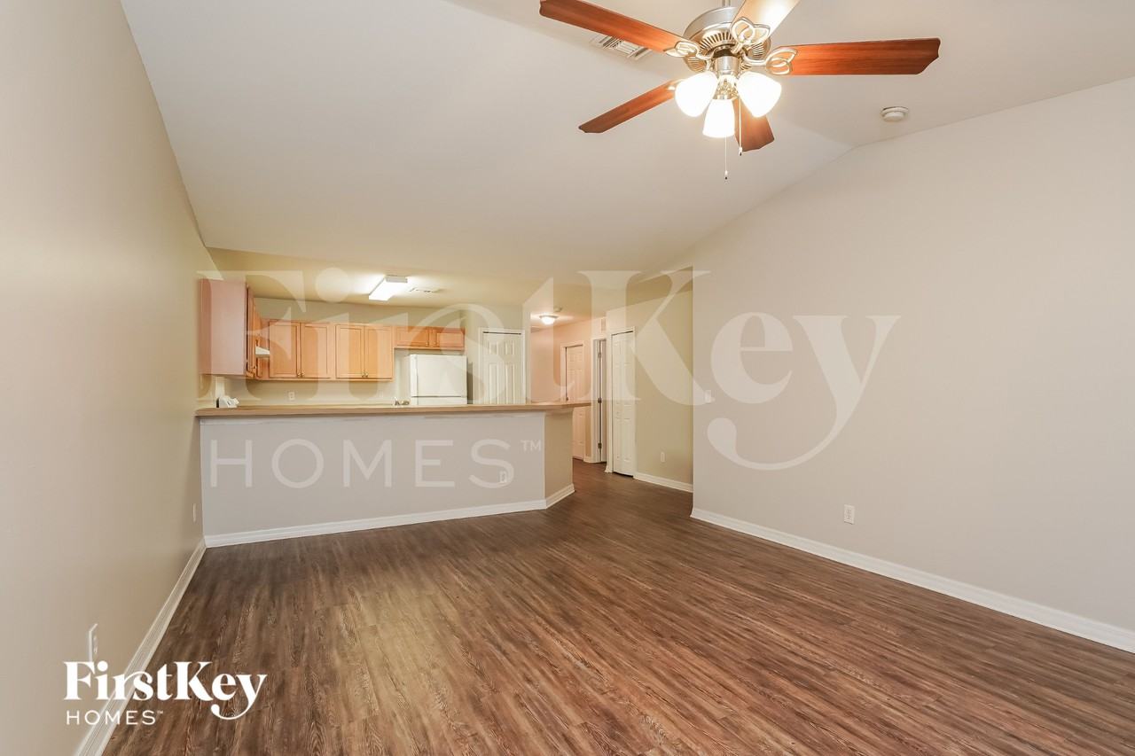 4724 13th St Sw - Photo 4 of 18