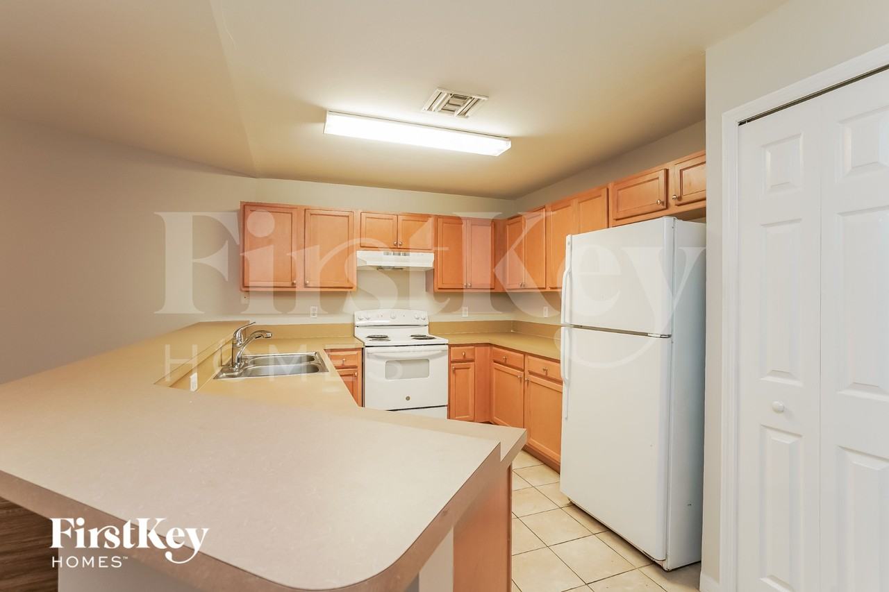 4724 13th St Sw - Photo 7 of 18