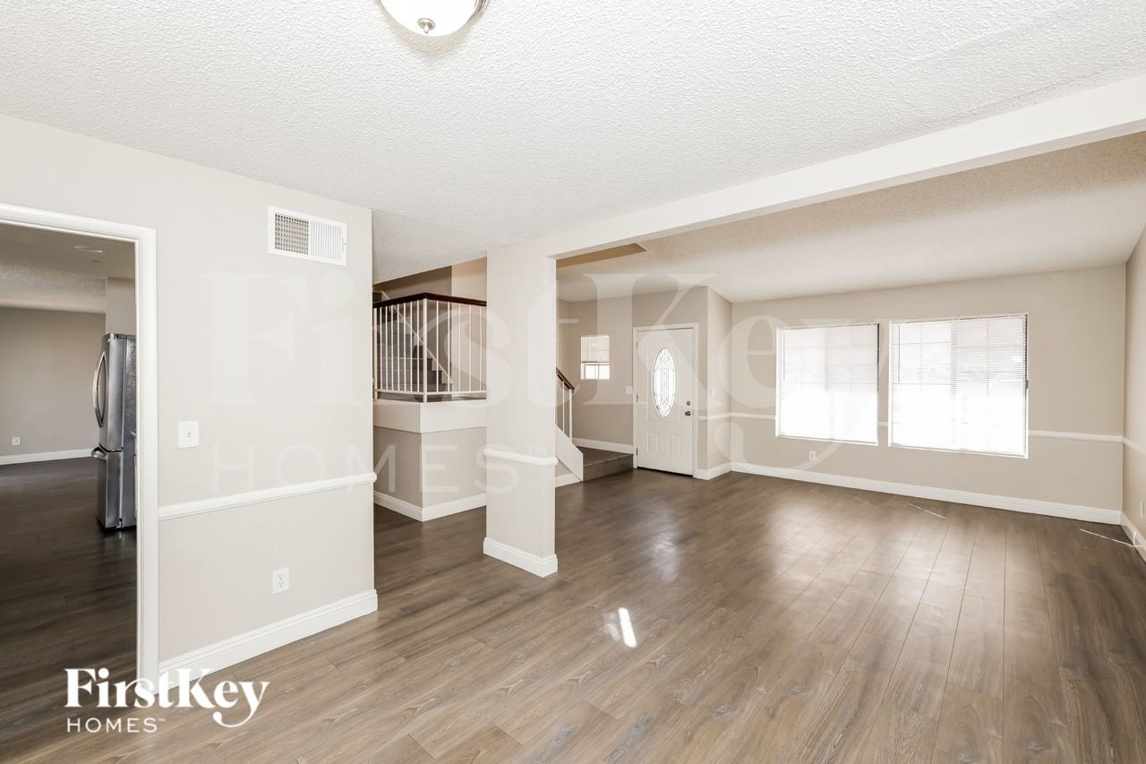 4317 Newcastle Rd - Photo 5 of 19