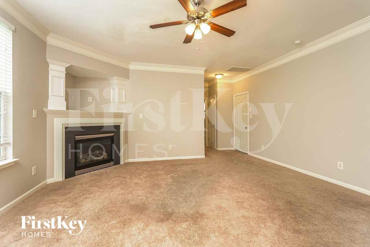 3690 Fiddlers Glenn Ct - Photo 2 of 16