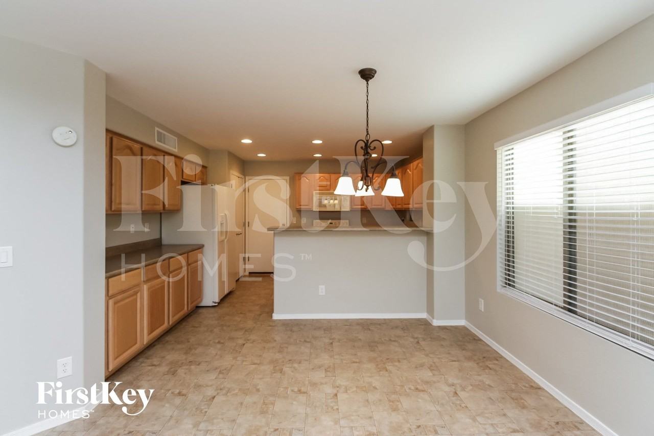 35426 N Happy Jack Dr - Photo 3 of 15