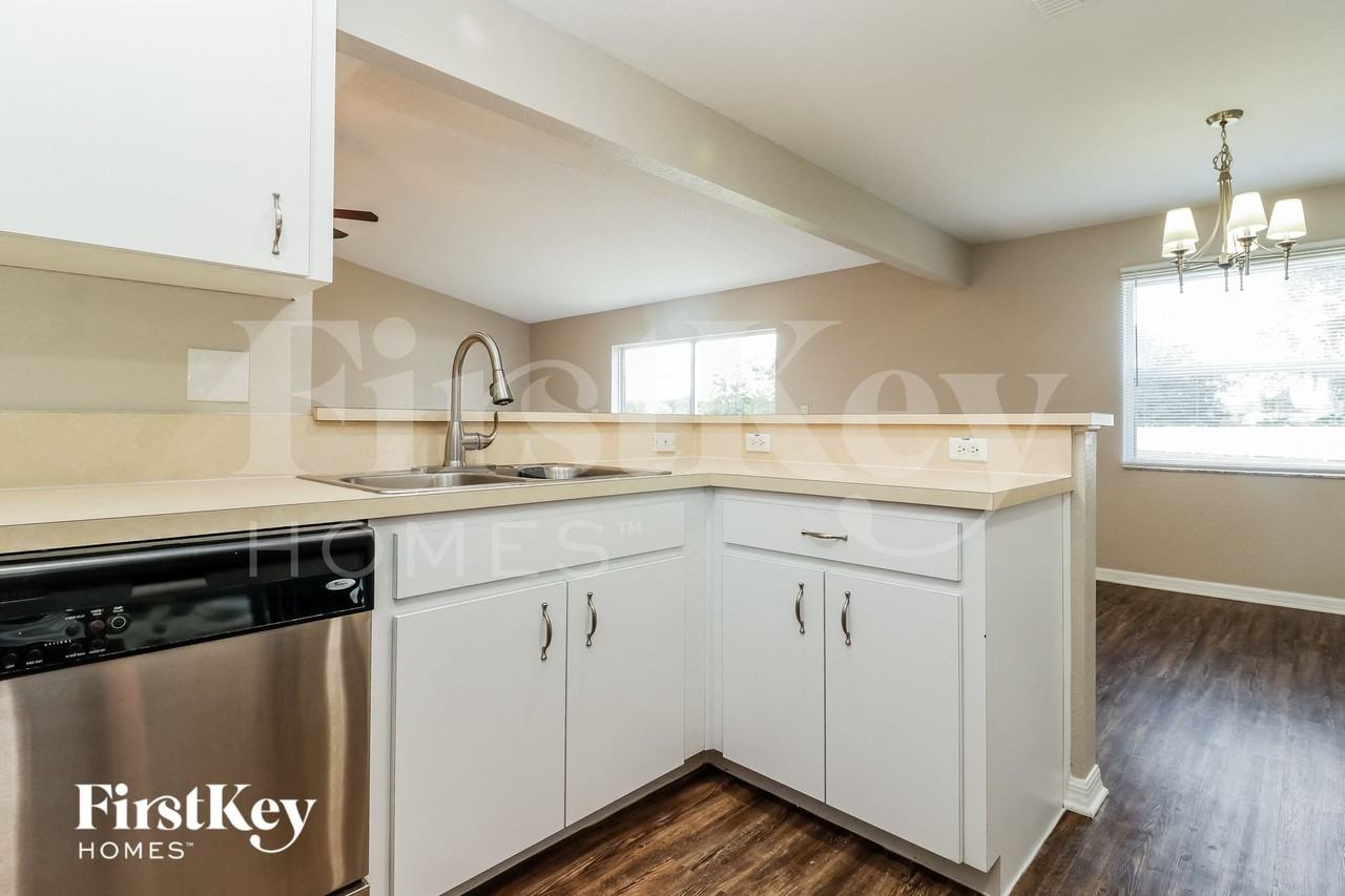 3487 Imperial Manor Way - Photo 7 of 15