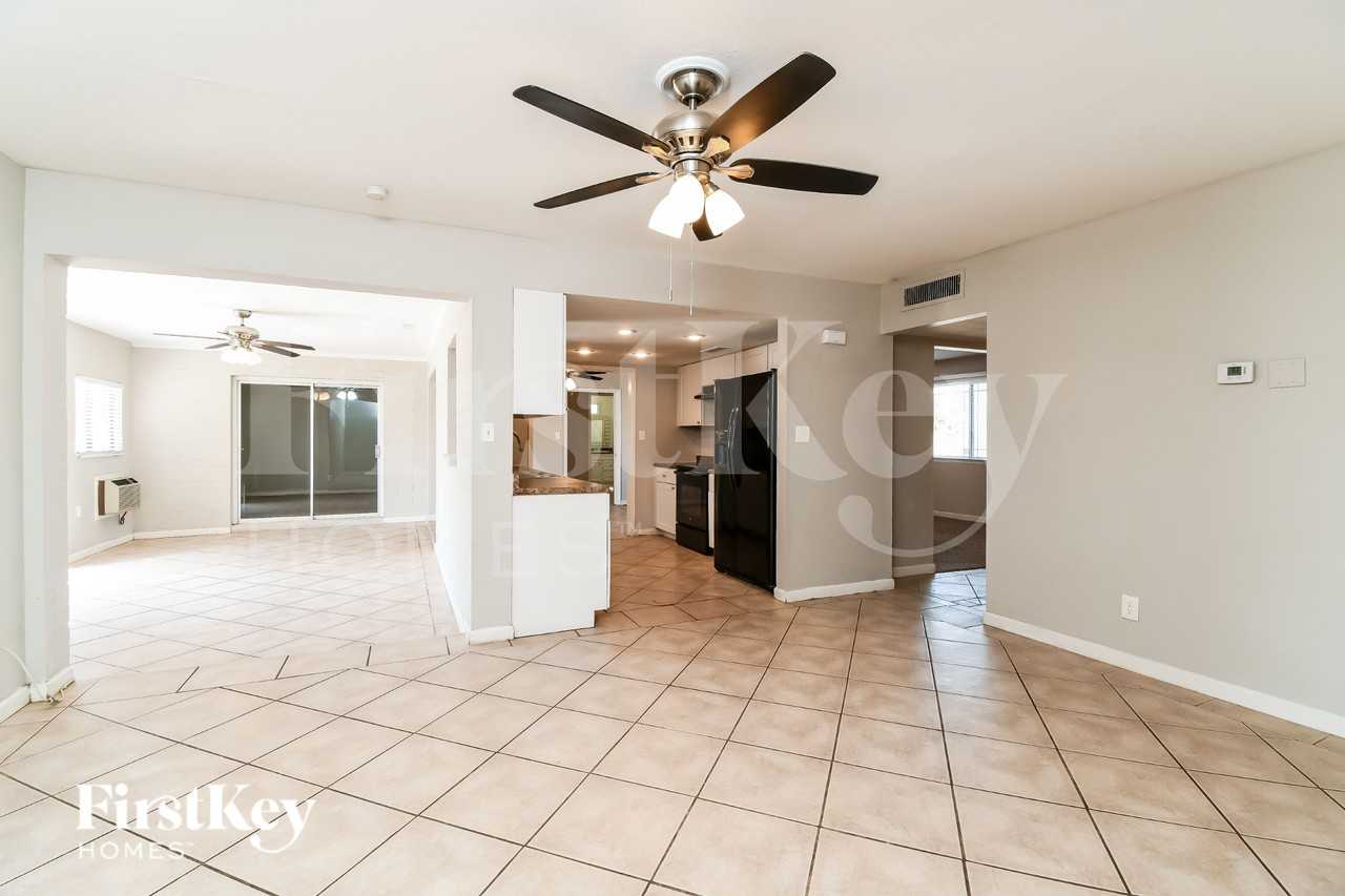 3238 S Evergreen Rd - Photo 6 of 16