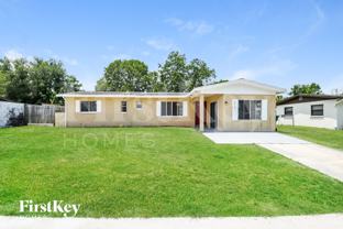 2813 Kenyon Ave - Photo 1 of 1