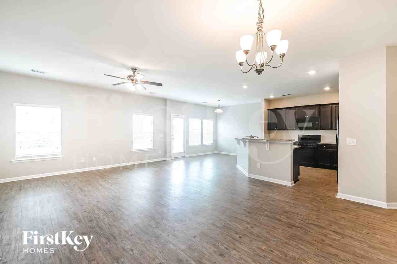 201 Firewheel Ct - Photo 4 of 16