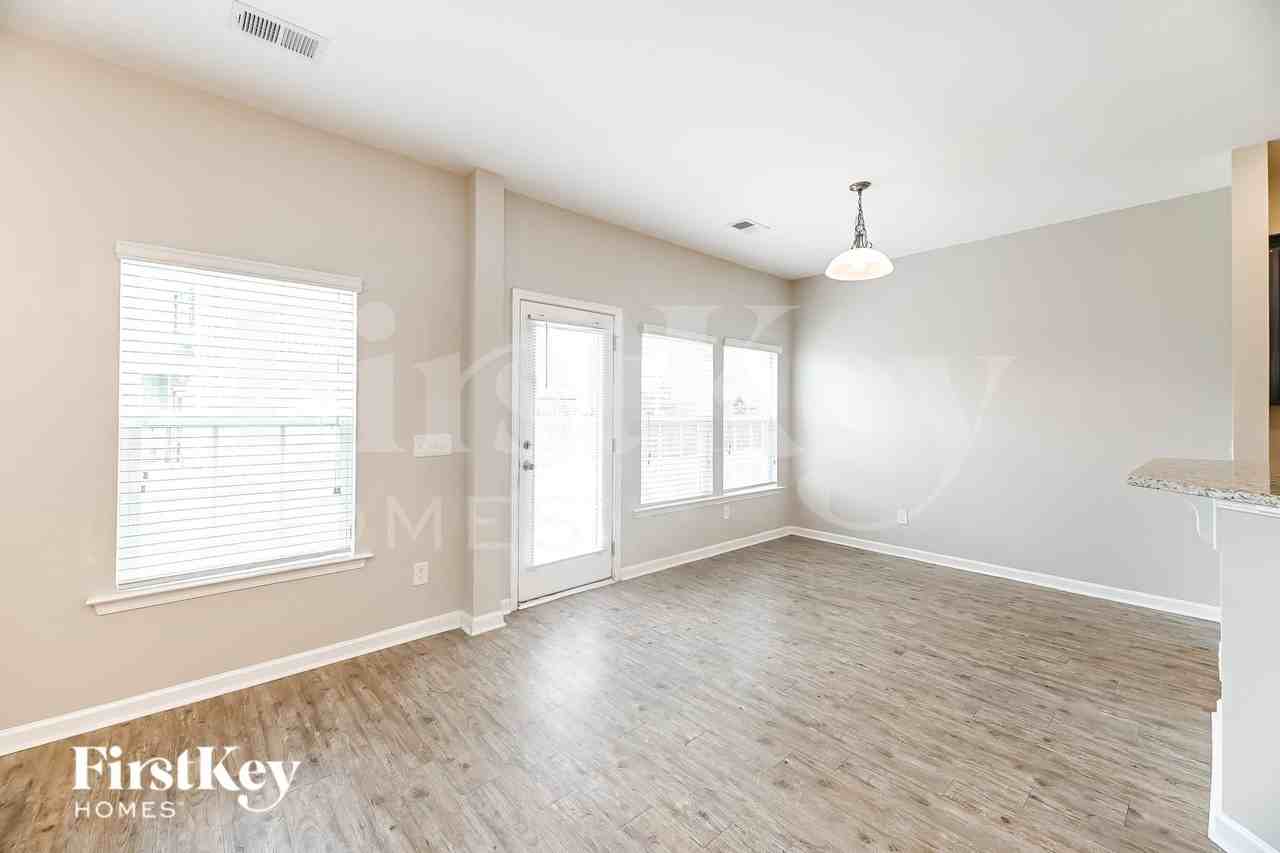 201 Firewheel Ct - Photo 6 of 16