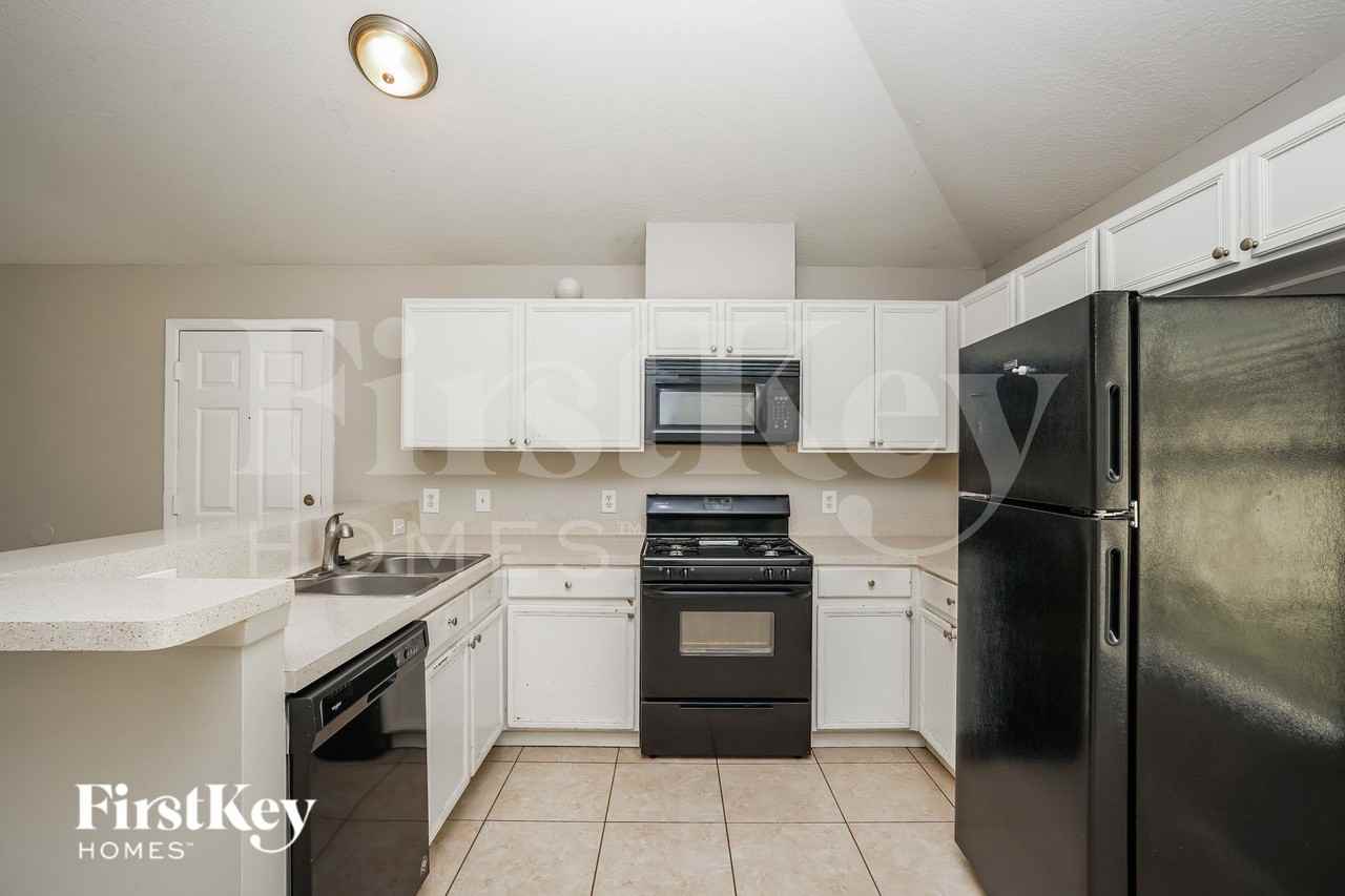 19747 Plantation Grove Trl - Photo 6 of 16