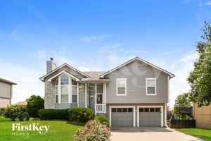 featured image of 1607 Stasi Ave