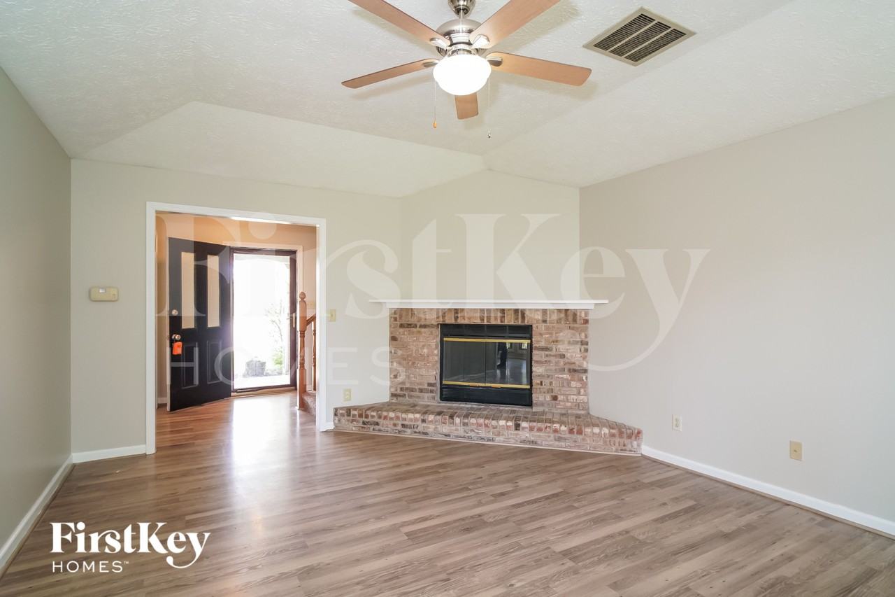16 Wildwood Ct - Photo 2 of 15