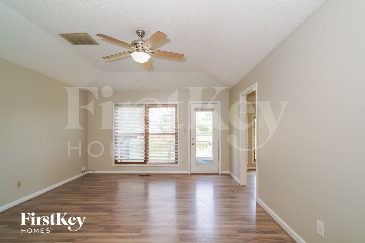 16 Wildwood Ct - Photo 3 of 15