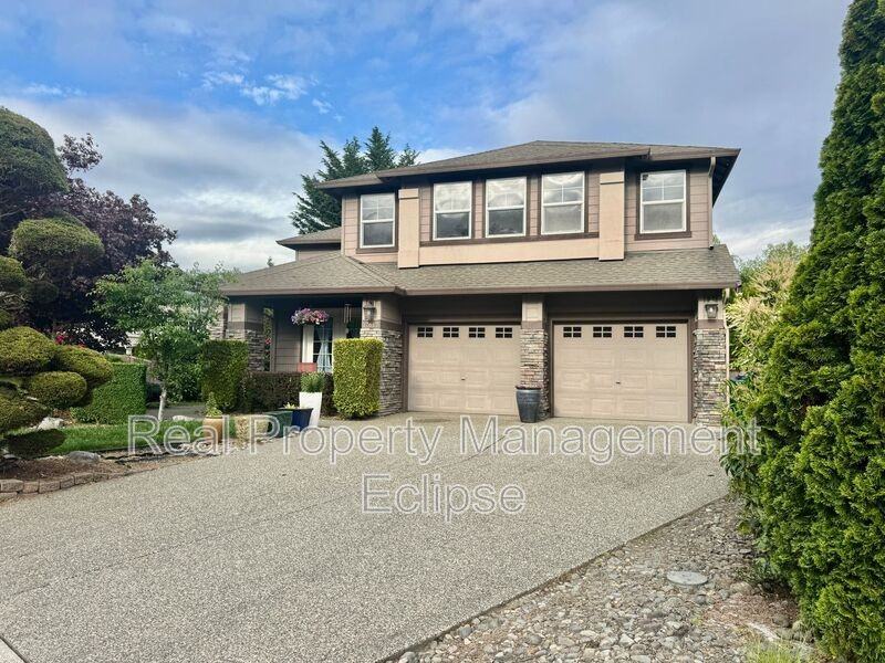 17617 32nd Ave Se