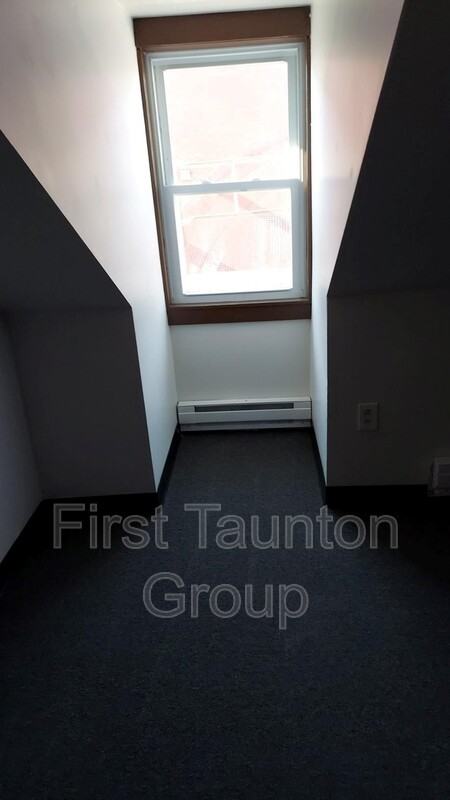 2 Union St #5 - Photo 7 of 11