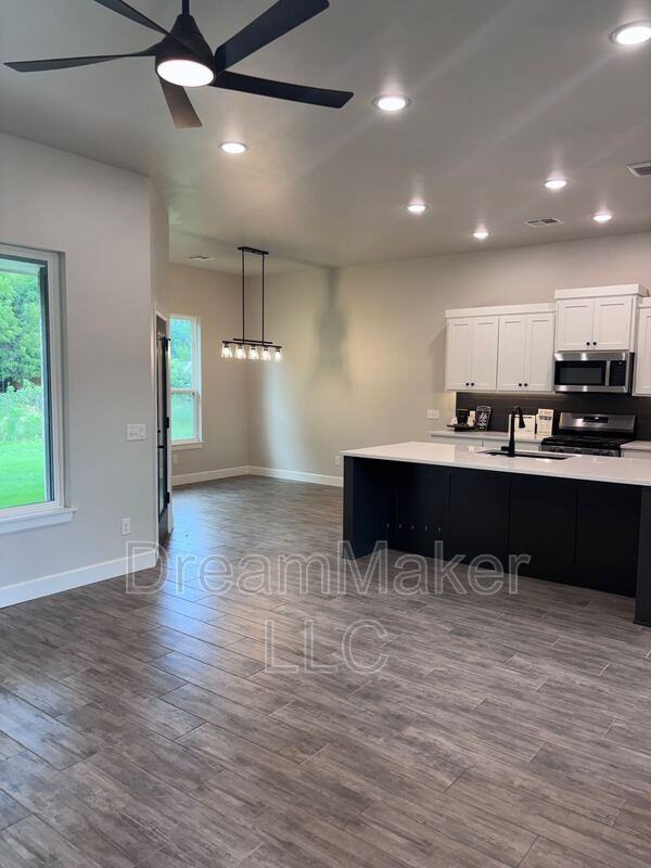 103 Trimble Dr - Photo 7 of 21