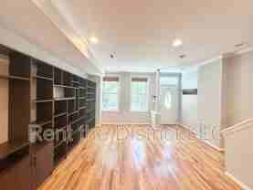 775 Kenyon St Nw - Photo 1 of 1