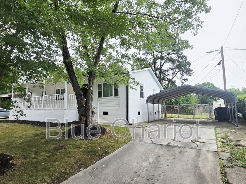 837 Waring St - Photo 6 of 29